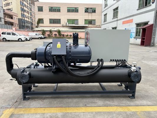 چیلر خنک شده با آب با 59.5m3/h جریان خنک کننده 5-35.C محدوده دمای 380-415V منبع برق